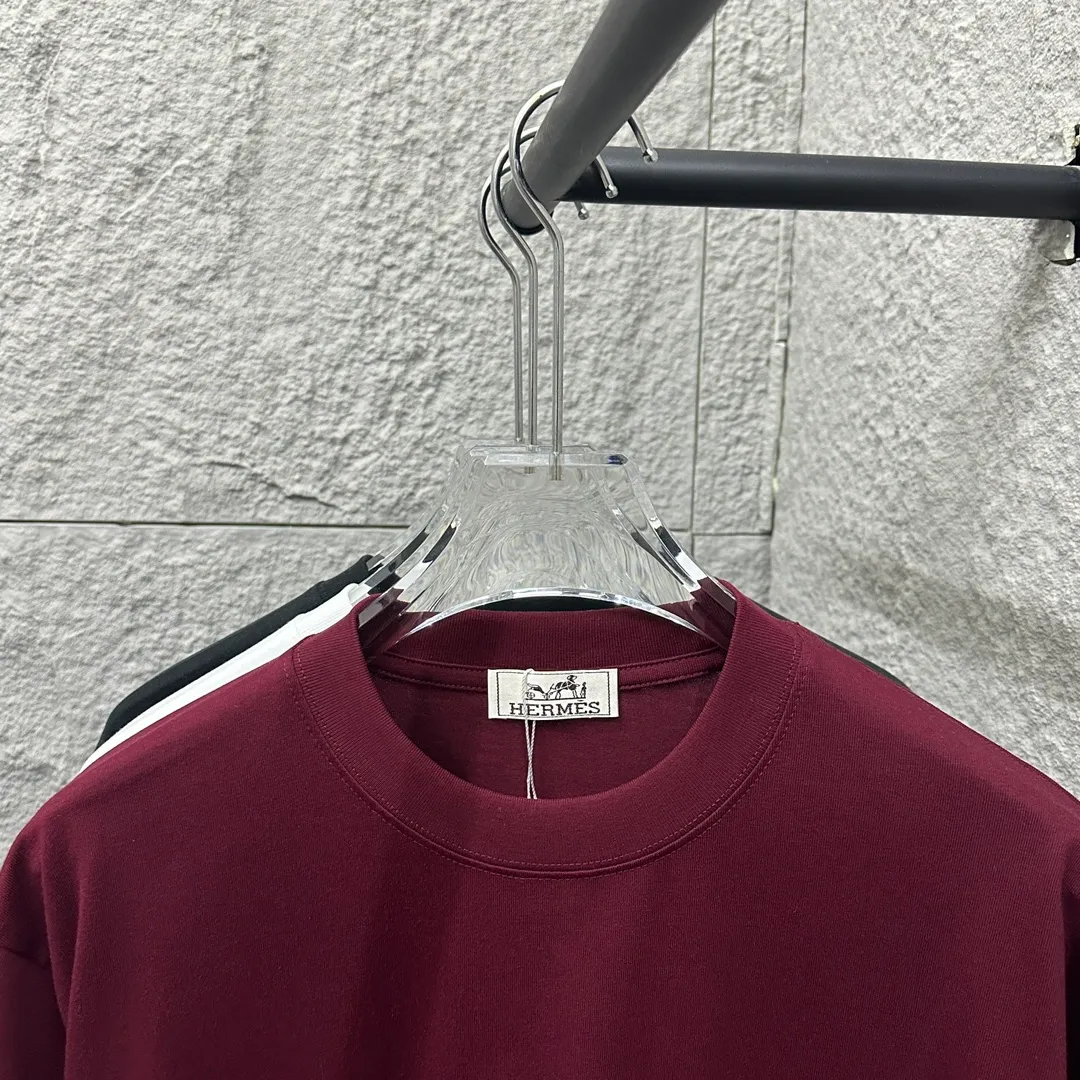 Herme* * 2025 New Arrival T Same Style ：Black White Size： S （90-130 ） M （120-150 ） L （140-165 ） XL （160-180 ） XXL （180-210 ）